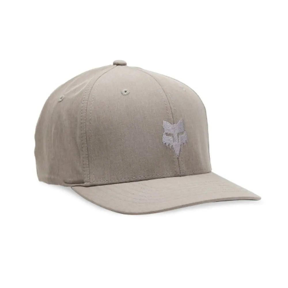 FOX LIFESTYLE BONE HEAD SELECT FLEXFIT HAT CINZA