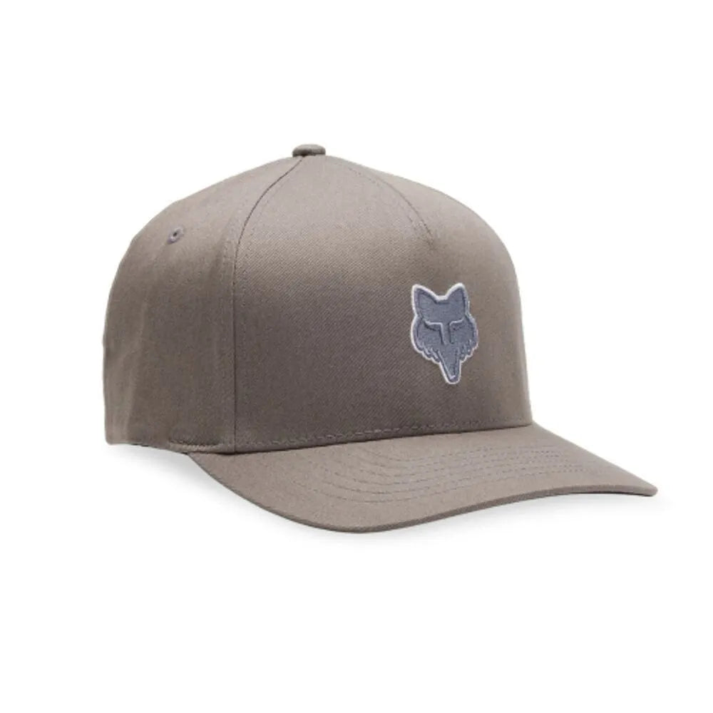 FOX LIFESTYLE BONE HEAD FLEXFIT HAT CINZA